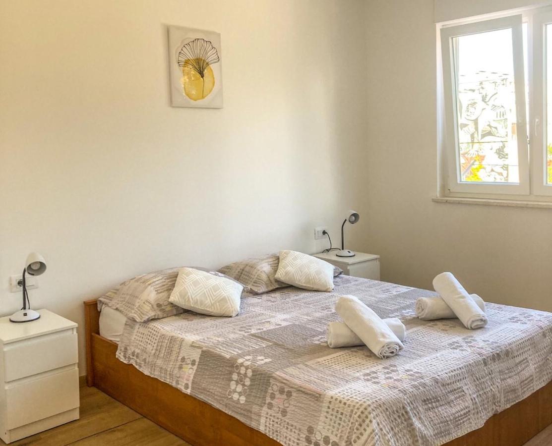 Apartment Mare Pula Exterior foto